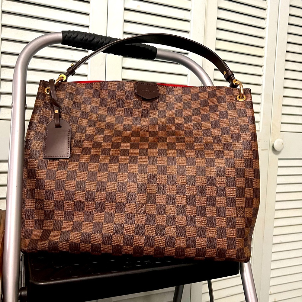 Louis Vuitton graceful MM.